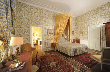 Hotel Chateau De Canisy