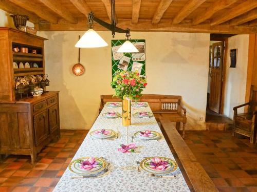 Holiday Home Manoir De Kerprigent Lannion