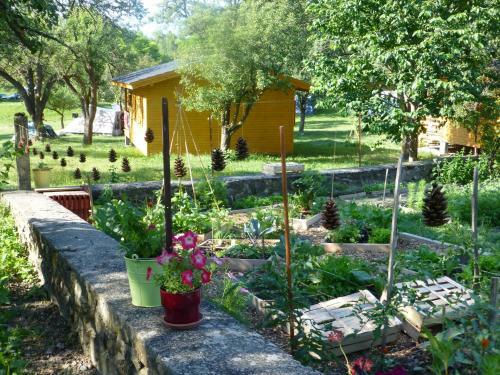 Camping, H�tel De Plein Air Les Cariamas