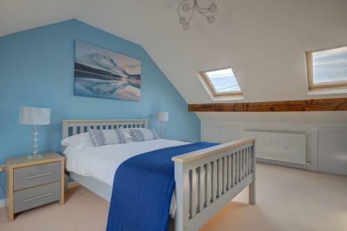 Sunderland Self Catering 2 - Violet Cottage Free Parking