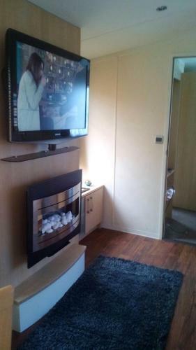 3 Bedroom 2 Bathroom Prestige Caravan Presthaven Sands
