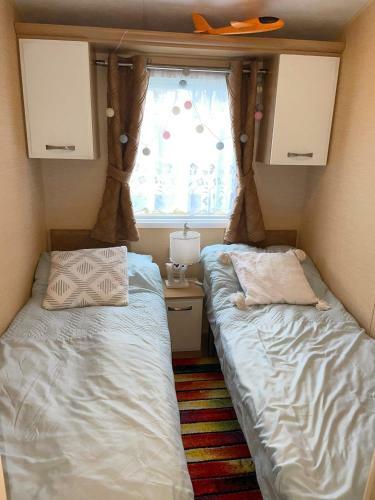 Caravan For Rent At Tattershall Holiday Park
