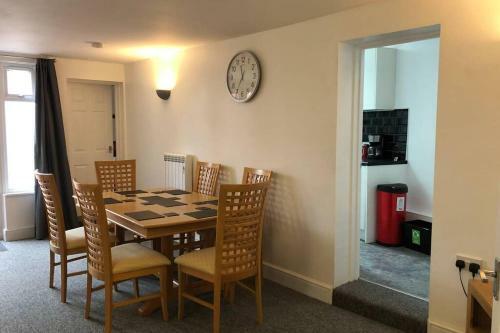 Teme Street Apartments