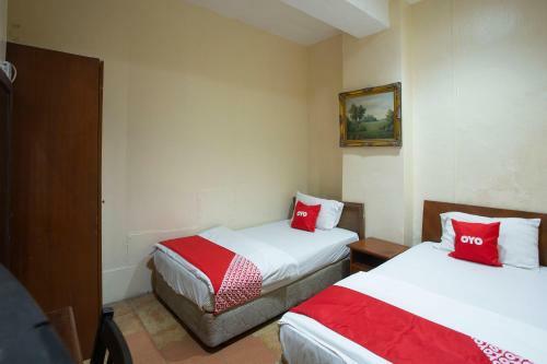 Spot On 90137 Casavilla Hotel Pudu