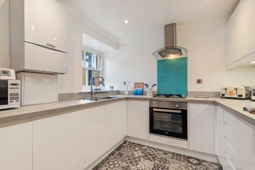 3 South Beach Court - Cosy Seafront Apartment