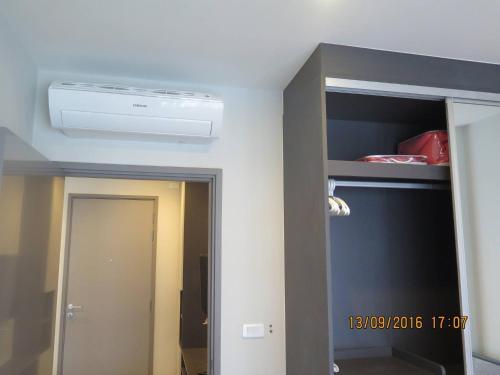 Central Pattaya Near Hilton 1 Br Poolseaview 8