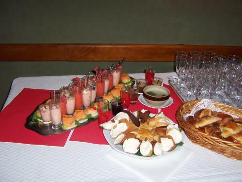 Hotel Auberge De Tournemire - Cantal