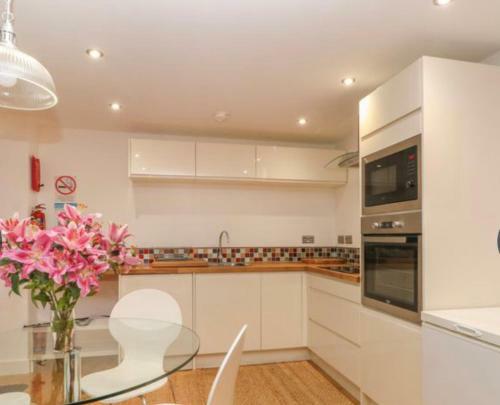 Apartamento Pine Cottage With Private Hot Tub