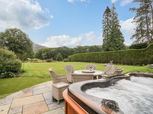 Fir Tree Lodge