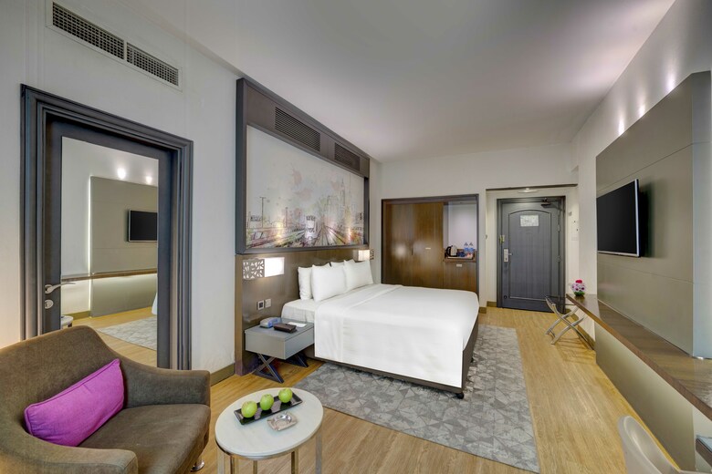 Hotel Howard Johnson Plaza By Wyndham Dubai