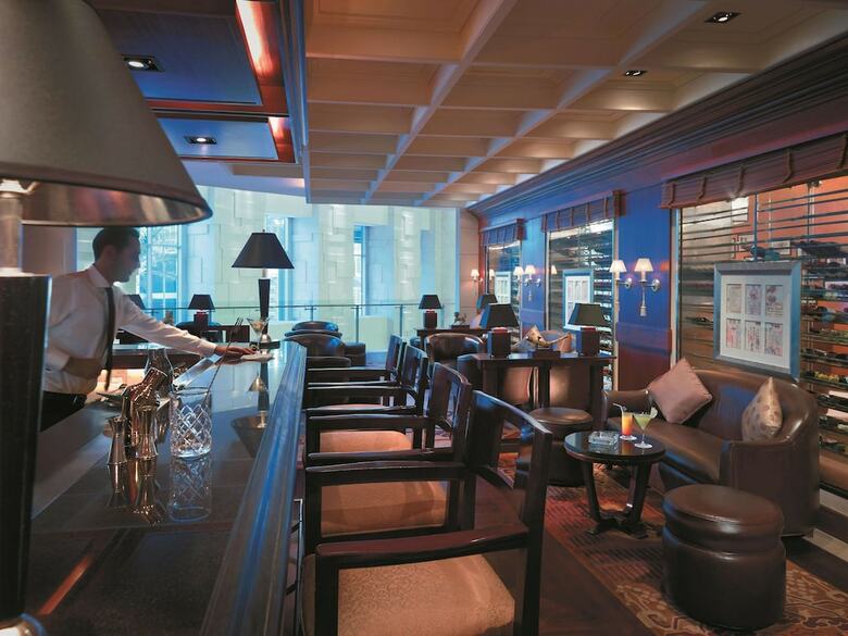 Hotel Shangri-la