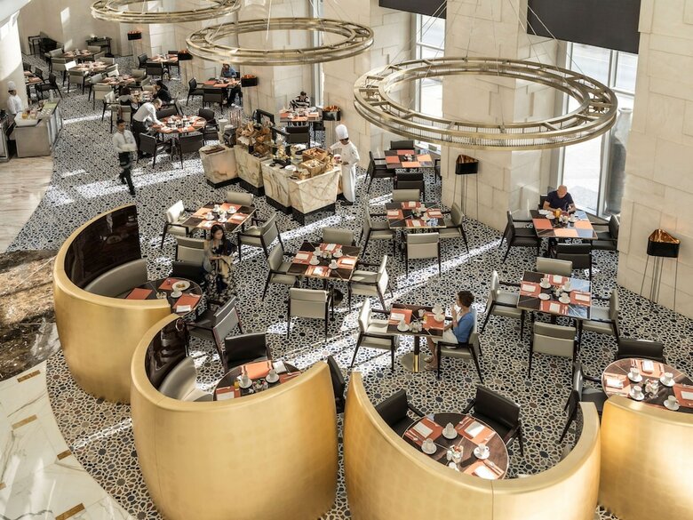 Hotel Shangri-la