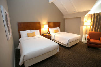 Hotel Inn Of The Six Mountains