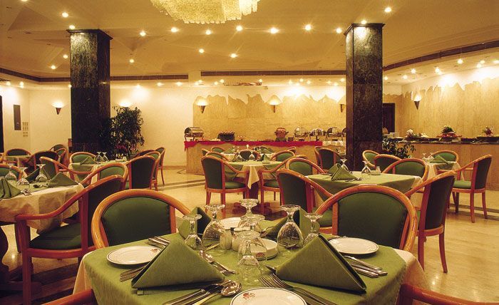 Hotel Tropicana Tivoli