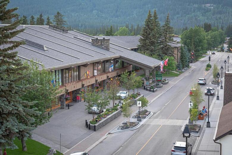 Hotel Banff Park Lodge