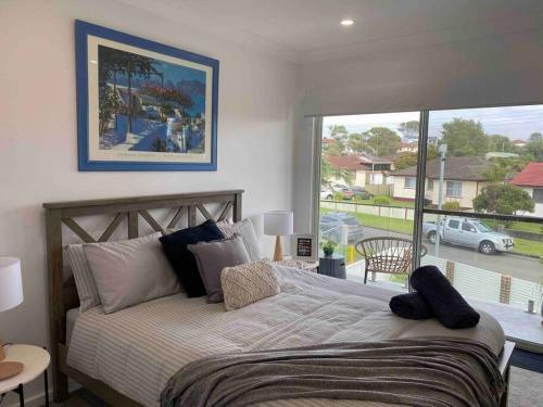 Paradise Palm Retreat - Lake Illawarra