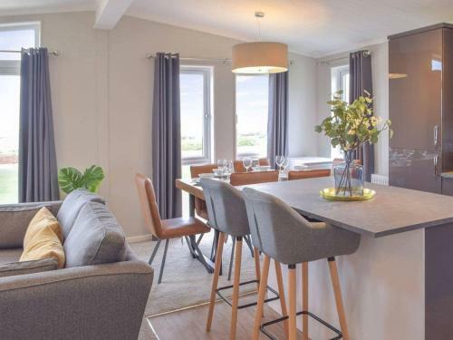 Driftwood Lodge-uk38283