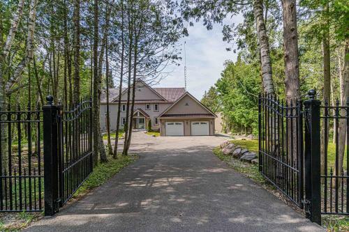 Villa Selena-lakefront-families Only-boat Launch
