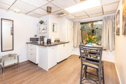Apartamento Modern Studio Apt Units With King Bed - Near Downtown Ottawa!