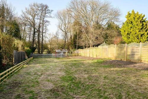 1 Bed Annex House With Private Entrance