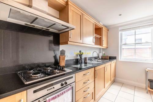Apartamento Perfect Spot In Central Windsor & Free Parking!
