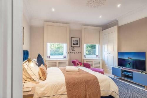 Apartamento 5 Min To Castle & Shops - Charming Character Home