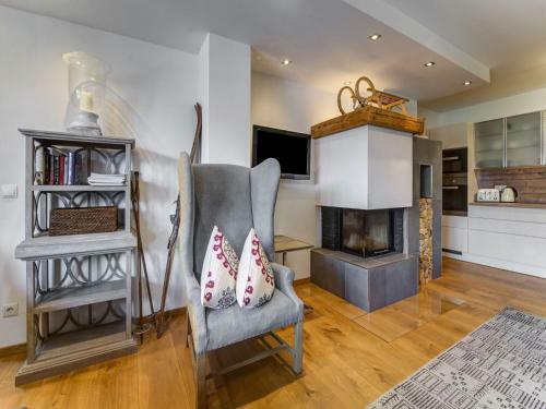 Beautiful Apartment In Mittersill With Private Terrace