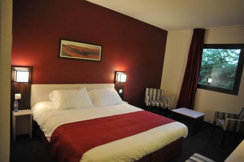 Hotel Balladins La Fert� Bernard Cherr�