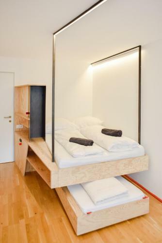 Montagu Hostel