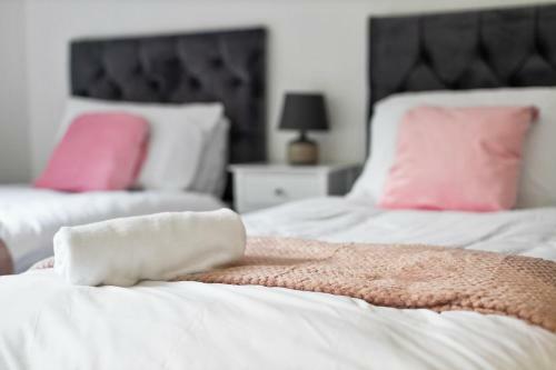 The Spinney - Perfect For Contractors, Large Groups & Families