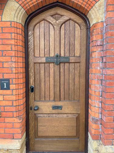 Selworthy - Luxury 3 Bedroom Apartment