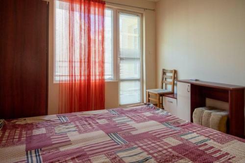 Spacious Family Friendly Apartment - 5 Min From The Beach!