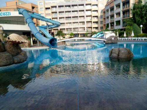 Apartment In Trakia Plaza Complex