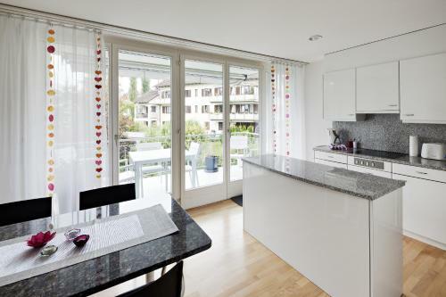 Ekatarina Apartments Zh Meilen 1