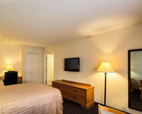 Hotel Rodeway Inn & Suites New Orleans Lakefront