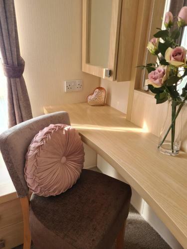 6 The Cresent,trefulan Park,devonshire Drive,tenby ,pembrokeshire