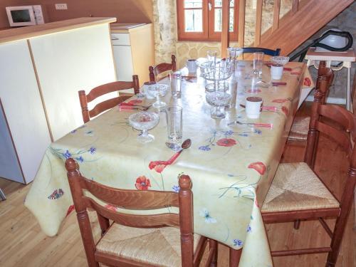 Holiday Home Maison Bonneval Chapelle Aux Saints