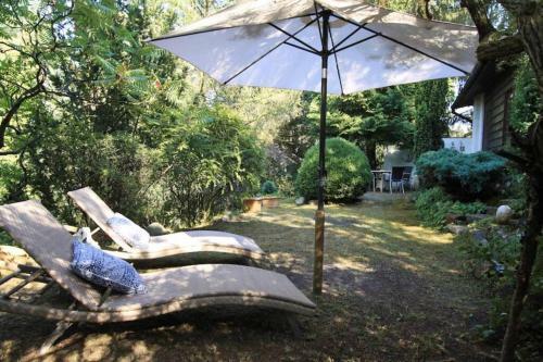 Sommerhaus Mit Hangterrasse Und Au�enkamin