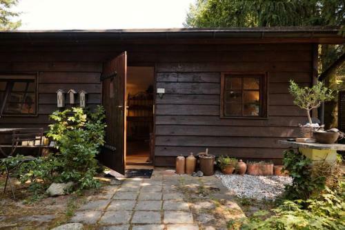 Sommerhaus Mit Hangterrasse Und Au�enkamin