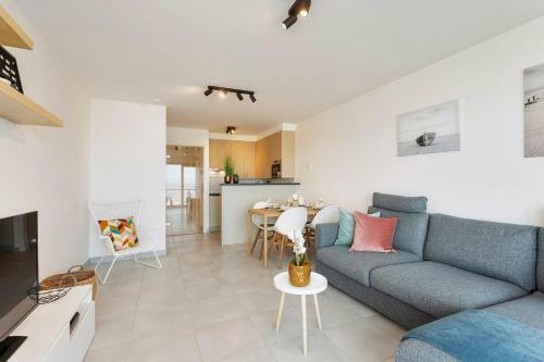 Cosy Apartment With Amazing Beach View