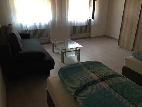 Posada Gasthof R�ssle Ochsenwang