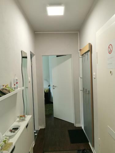 Apartamento Gr�ne Fewo Am Waldrand
