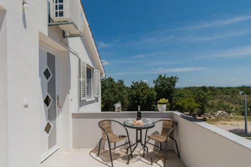 Studio Apartment Harmony Np Krka
