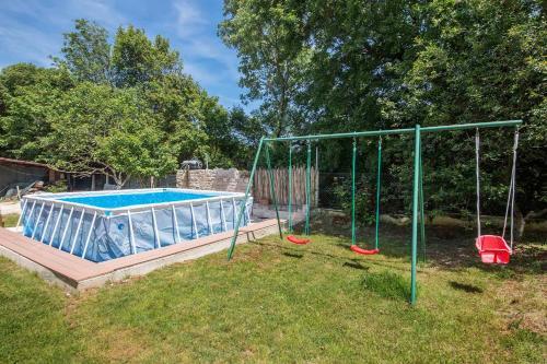 Holiday Home In Sisan/istrien 38180