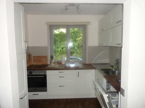 Holzhaus Mit Gr�ner Aussicht Zum Erholen