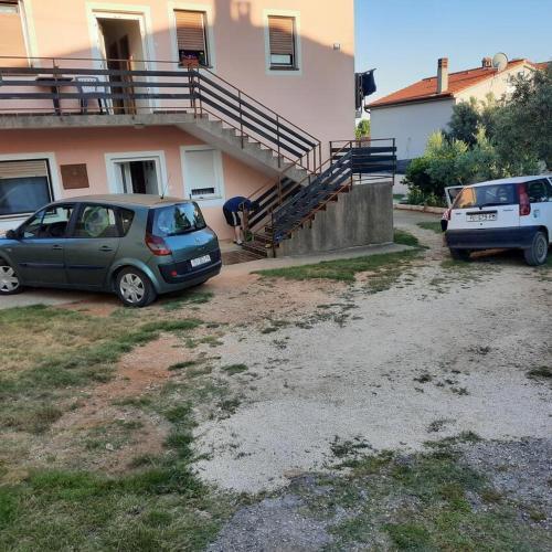 Apartments With A Parking Space Liznjan, Medulin - 18905
