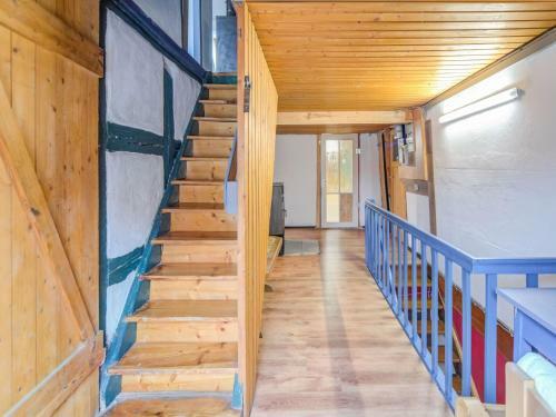 Cozy Apartment In Colmberg With A Garden