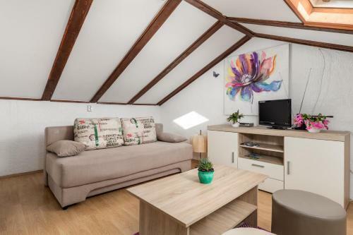 Apartamentos Holiday House Marica