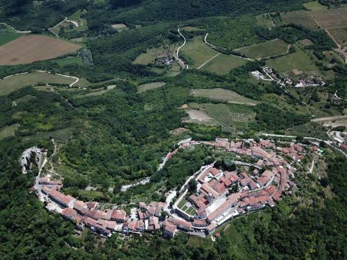 Hostal Camino House Motovun - Eco B&B