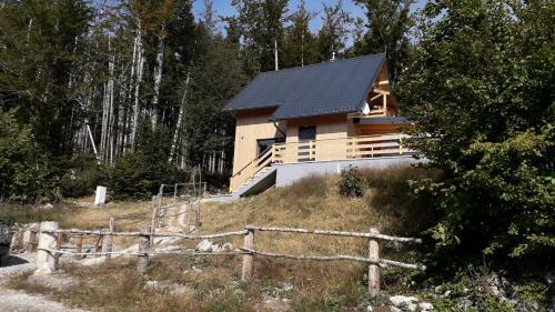 Villa Ku?a Za Odmor ?umska Ti?ina